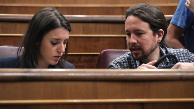 Irene Montero y Pablo Iglesias, este jueves en el Congreso.
