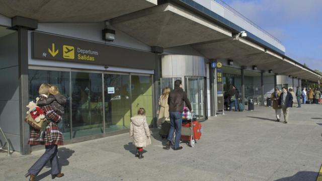 Regional-aeropuerto-villanubla-pasajeros