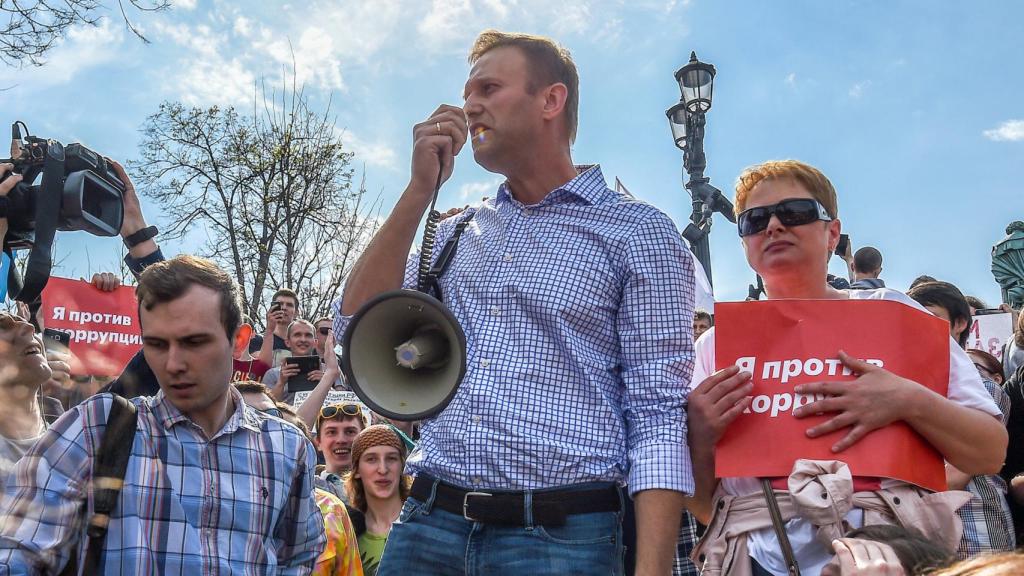 Alekséi Navalni, antes de ser detenido por la policía rusa.