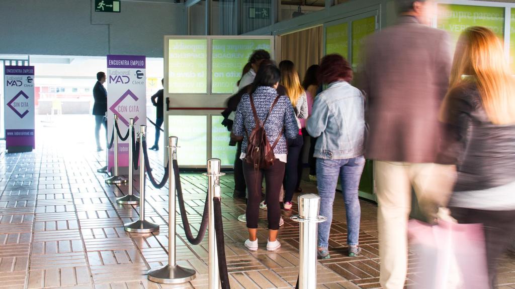 Centenares de personas han acudido al encuentro.