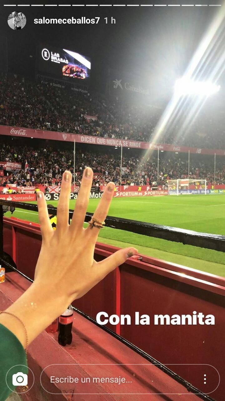 La hermana de Ceballos la lía en el Sánchez Pizjuán presumiendo de beticismo