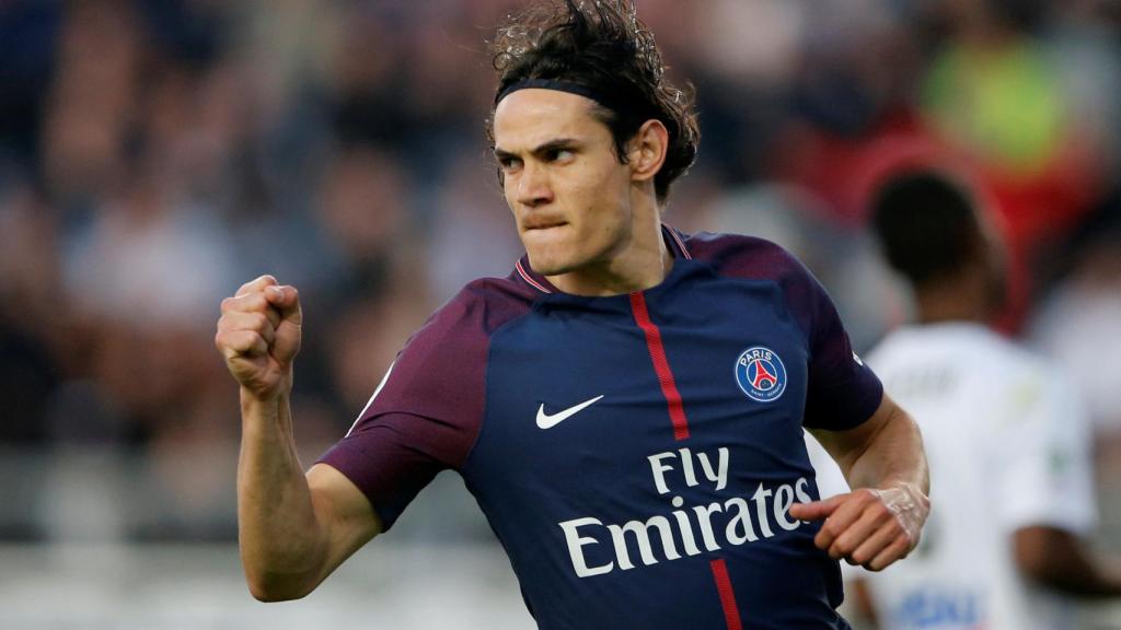 Cavani celebra un gol con el PSG.