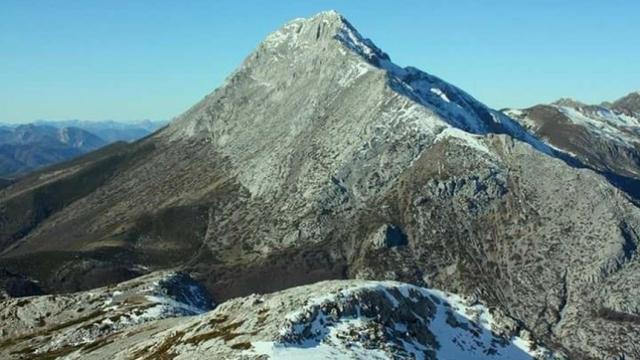 Vista del Pico Espigüete.