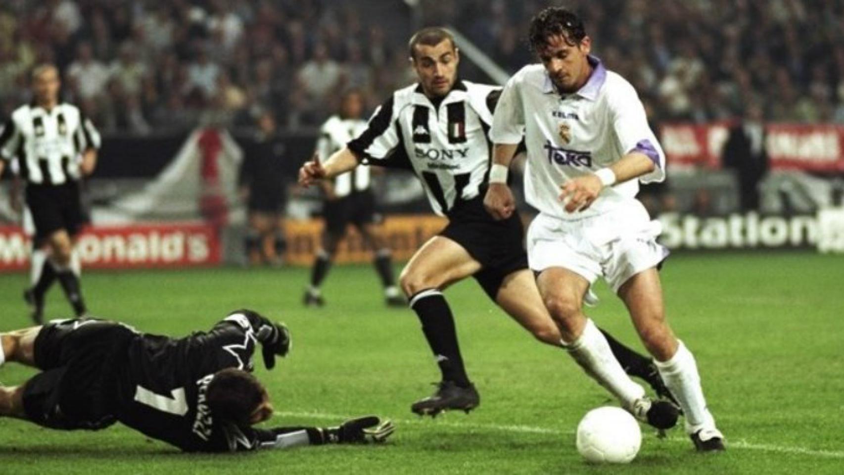 Mijatovic marcando el gol de la Séptima.
