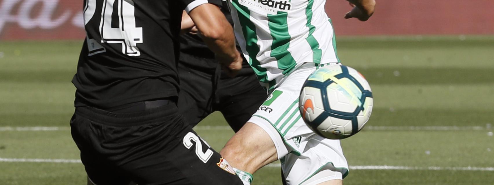 Guardado ante el Sevilla.