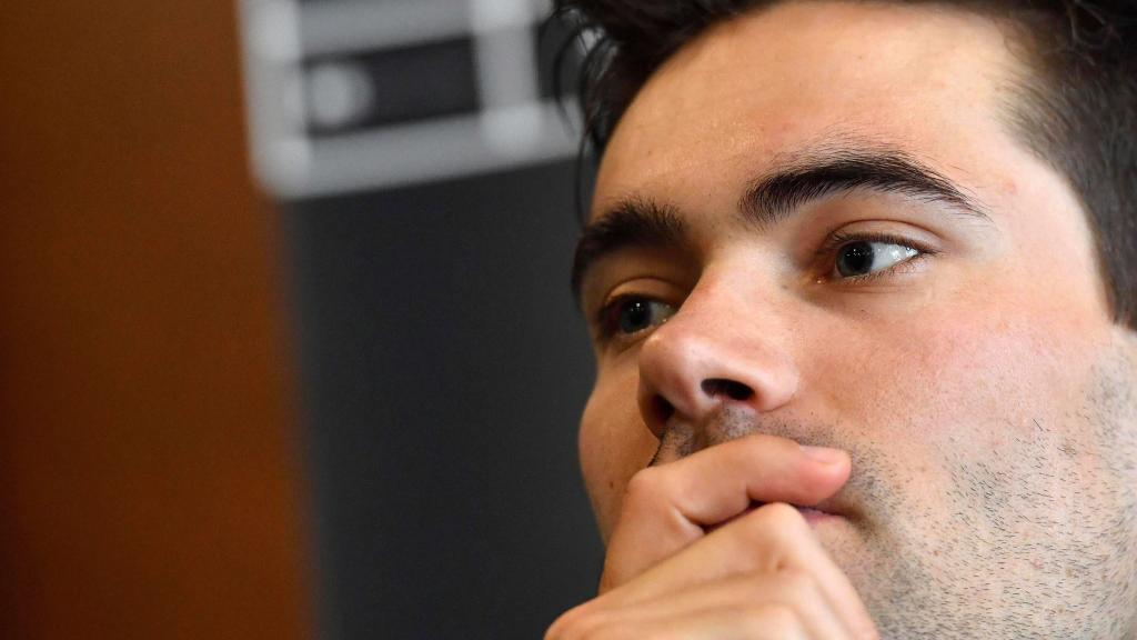 Dumoulin parece el único capaz de derrotar a Yates.