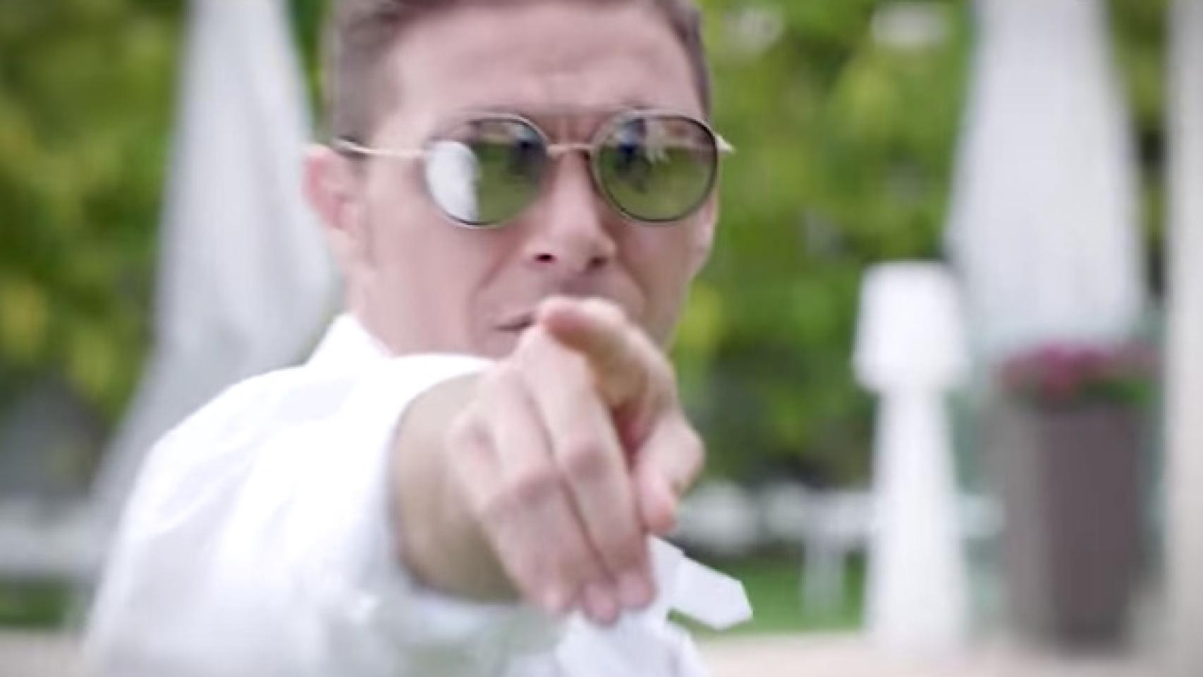 El 'Aletazo', el hit del verano de Joaquín para promocionar 'Mi casa es la vuestra'