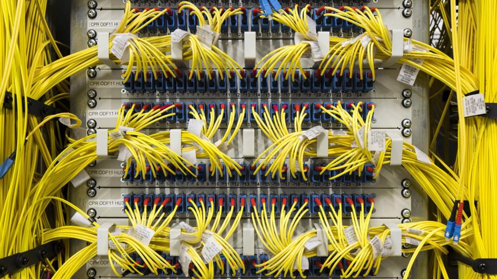Cables para redirigir el tráfico de Internet