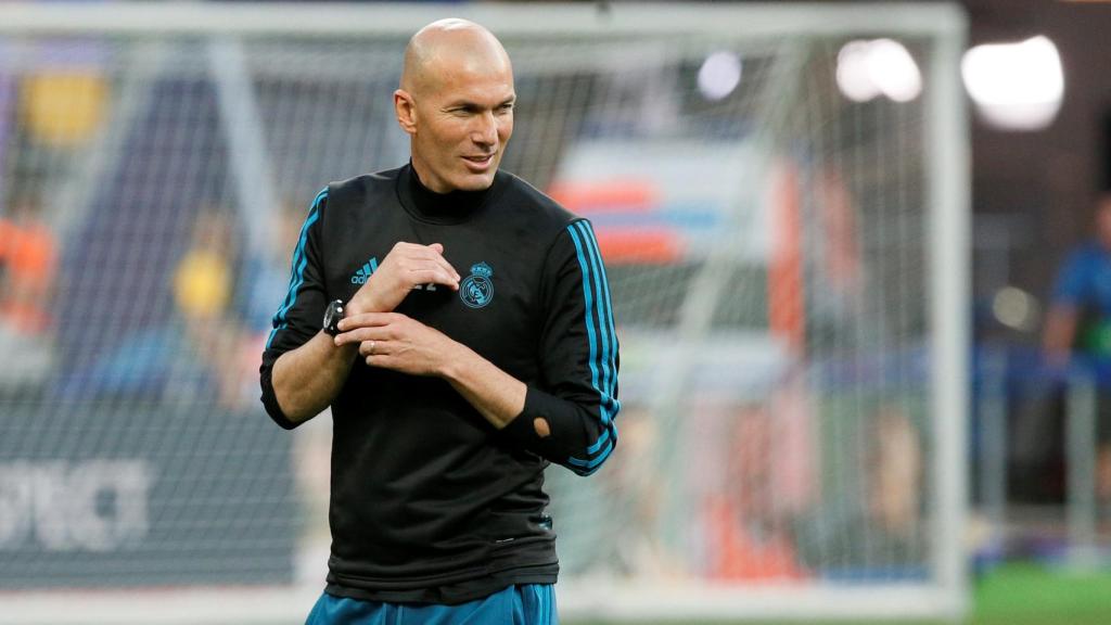 Zidane, durante un entrenamiento con el Real Madrid.
