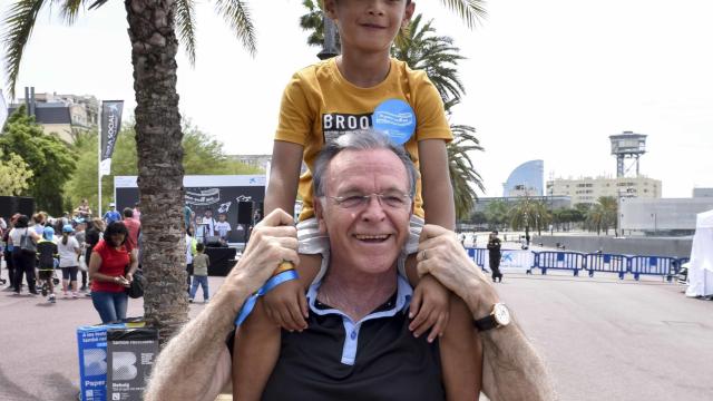 Isidro Fainé, Presidente de la Fundación Bancaria “la Caixa”, participa en el acto central del Día del Voluntario en Barcelona.  Desde el comienzo del año, 11.440 voluntarios de La Caixa han participado en más de 900 actividades. El programa de voluntariado corporativo de La Caixa ha beneficiado ya a 1,2 millones de personas desde su puesta en marcha.