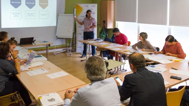 Escuela de Energía: Aprender a ahorrar en la factura de la luz