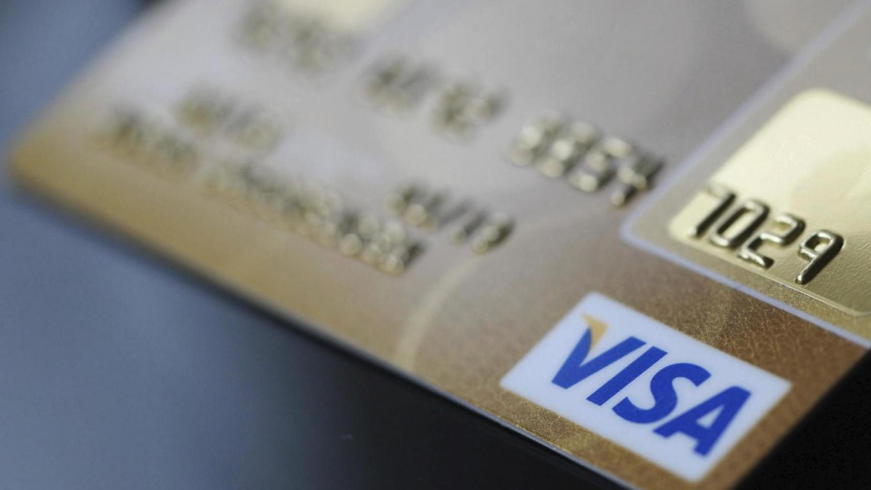 Una tarjeta Visa.