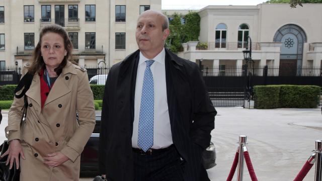 Wert y su mujer, Montserrat Gomendio, en París.