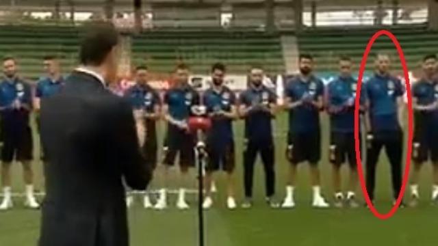 David de Gea, segundo por la derecha, no aplaude a Pedro Sánchez.