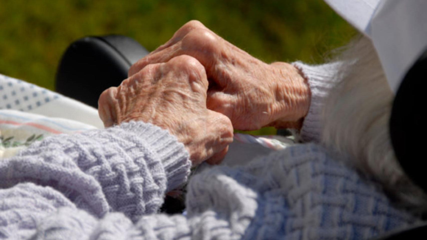 La mujer era totalmente dependiente por su enfermedad