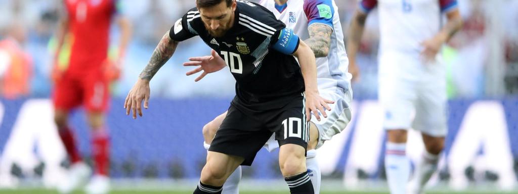 Leo Messi en el Argentina - Islandia.