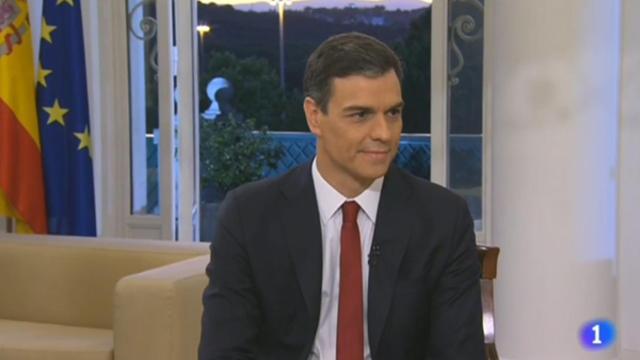 Pedro Sánchez, durante su primera entrevista en RTVE como presidente de Gobierno.