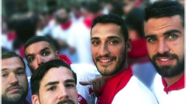 Los miembros de 'La Manada', en Pamplona.
