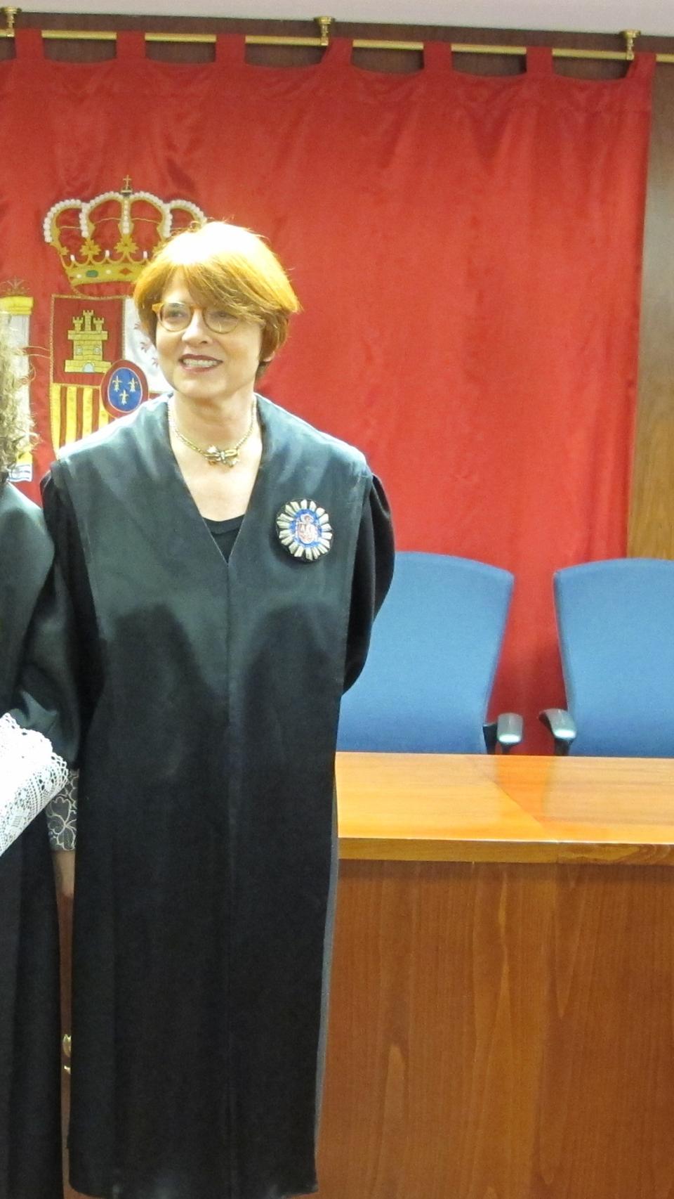 La jueza Raquel Fernandino Nosti, a la derecha, junto con otra compañera magistrada.