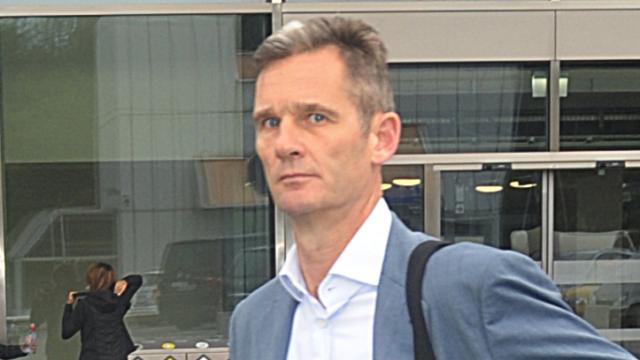 Los vis a vis de Iñaki: no hay peligro de que desnuden a Cristina antes de entrar