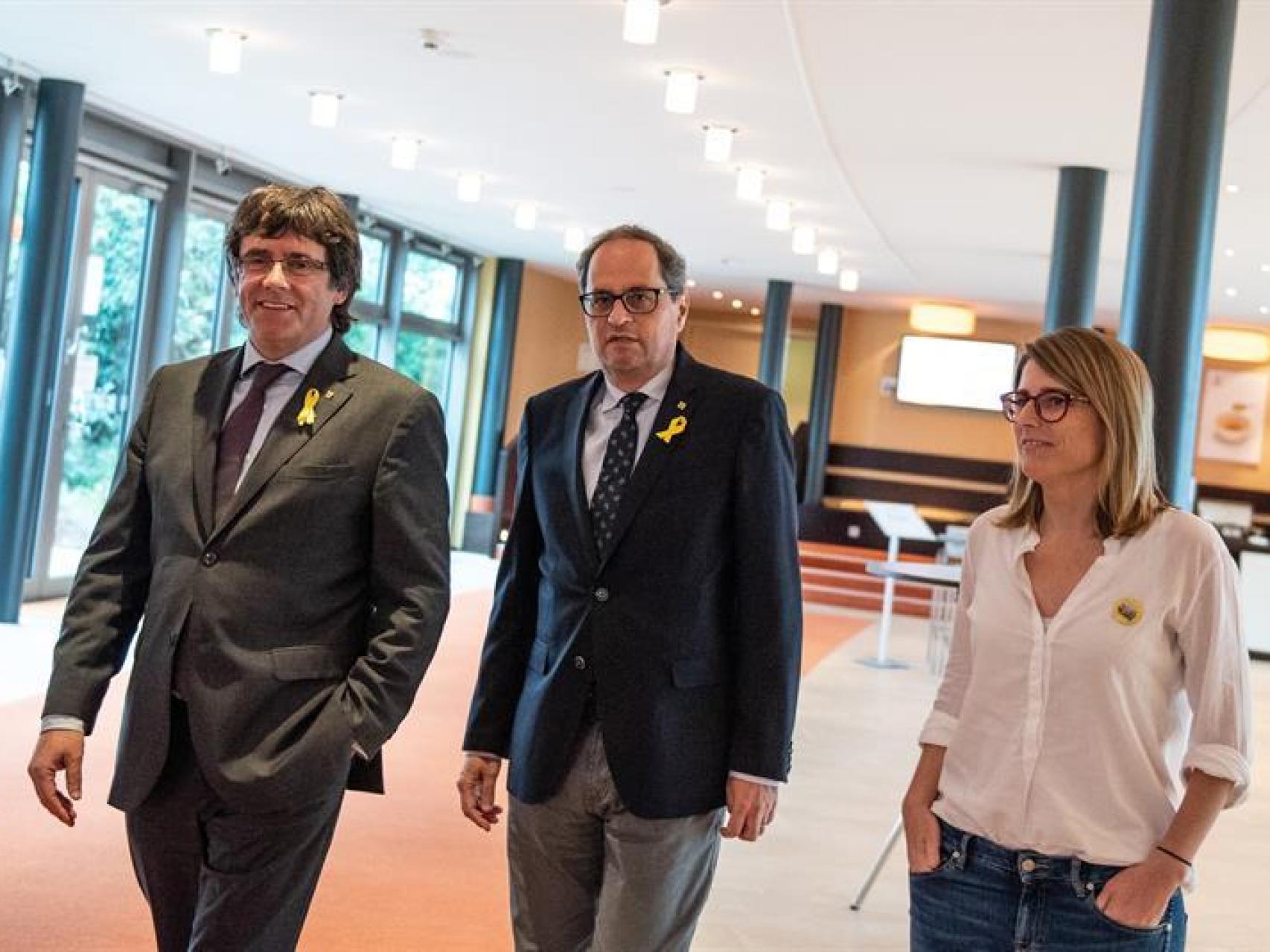 Quim Torra, junto a Carles Puigdemont y Elsa Artadi en Berlín.