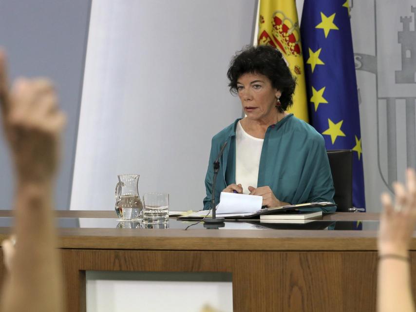 Celaá, durante la rueda de prensa este viernes