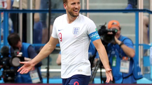 Kane celebra uno de sus goles a Panamá.