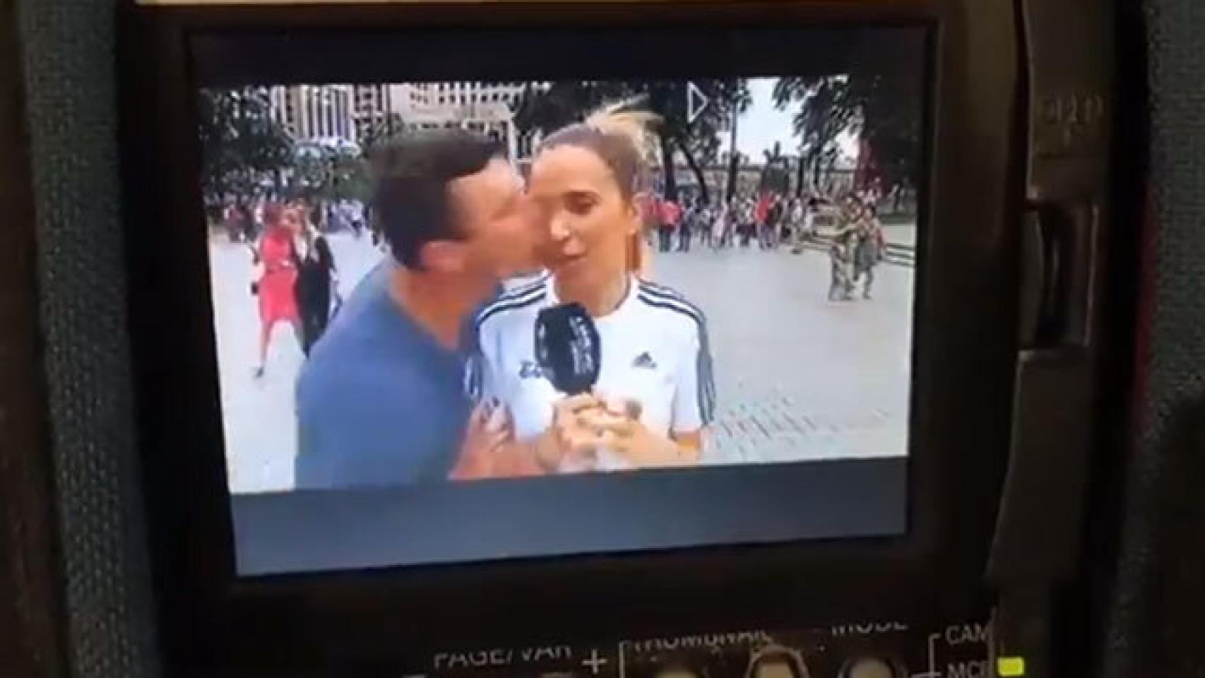 La periodista María Gómez sufre acoso en una retransmisión desde Moscú