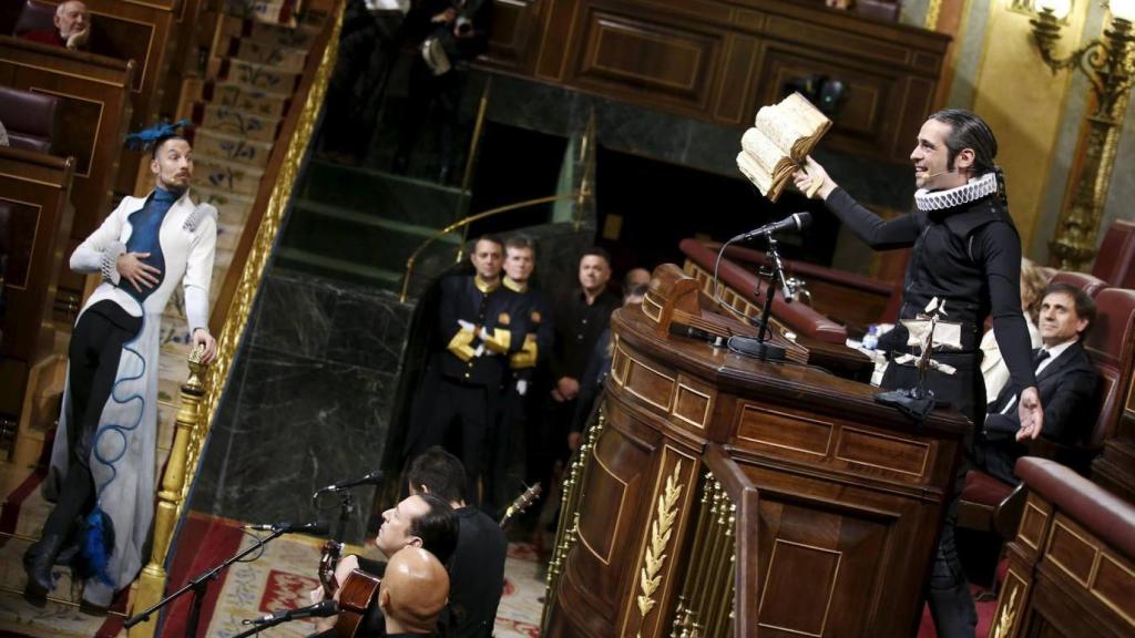 Cervantes tomó el Congreso por unos minutos hace dos años.