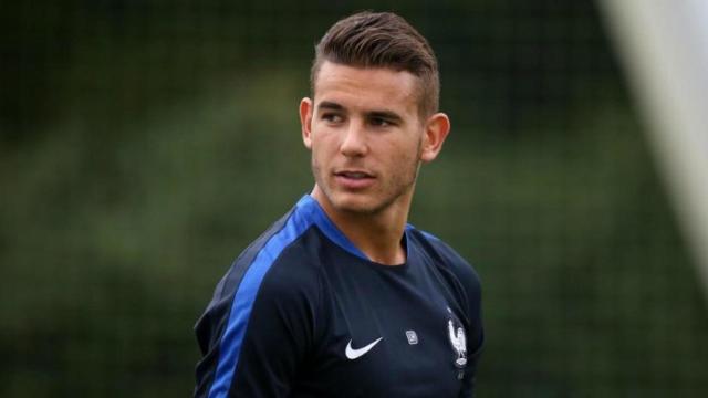 Lucas Hernández con la selección francesa