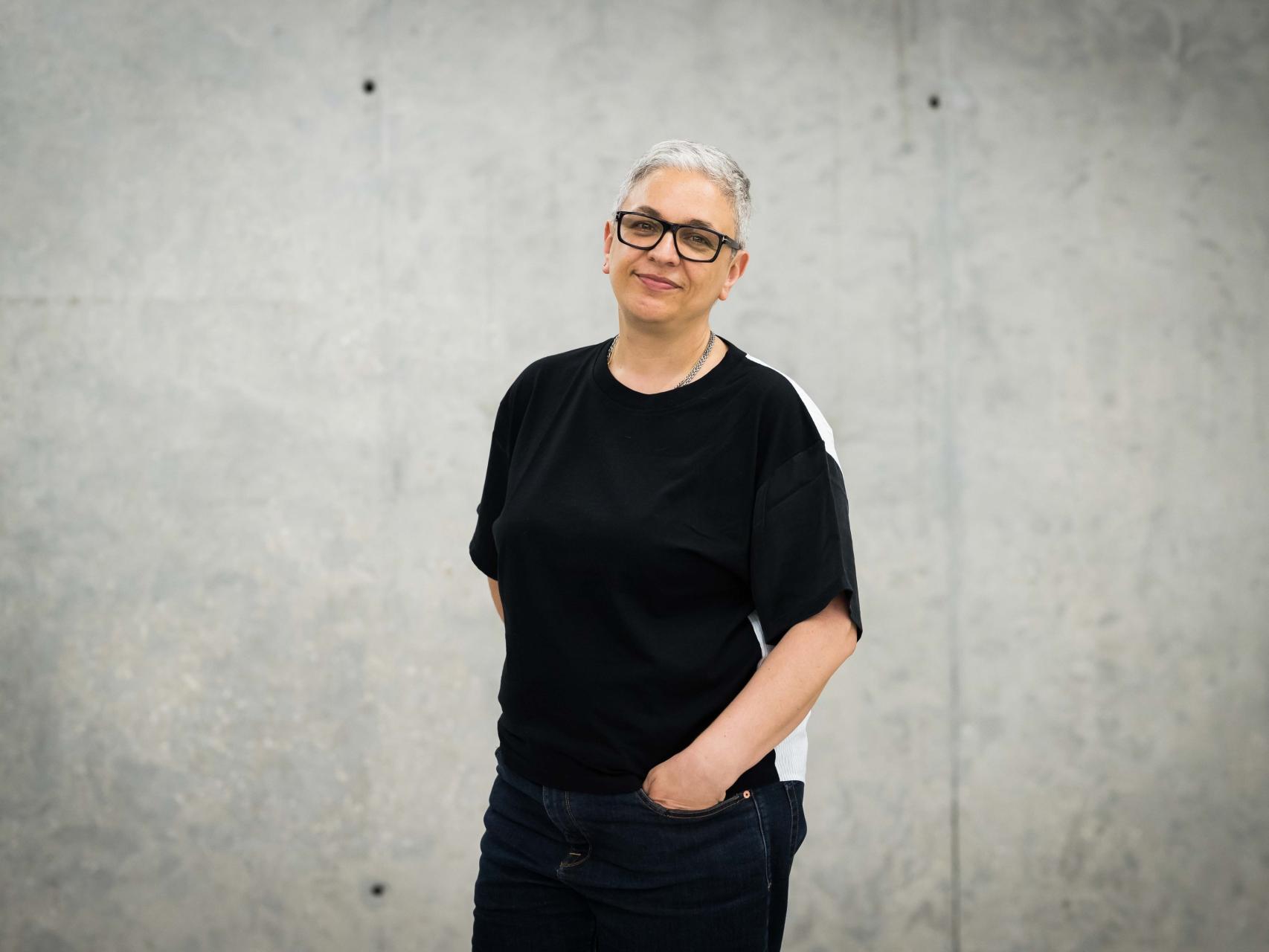 Dora García en la entrada del Caixaforum de Madrid.