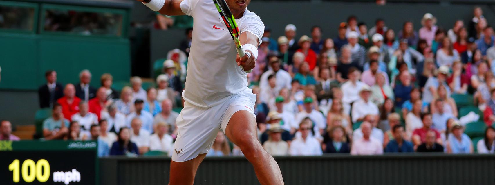 Nadal, restando un saque de del Potro.