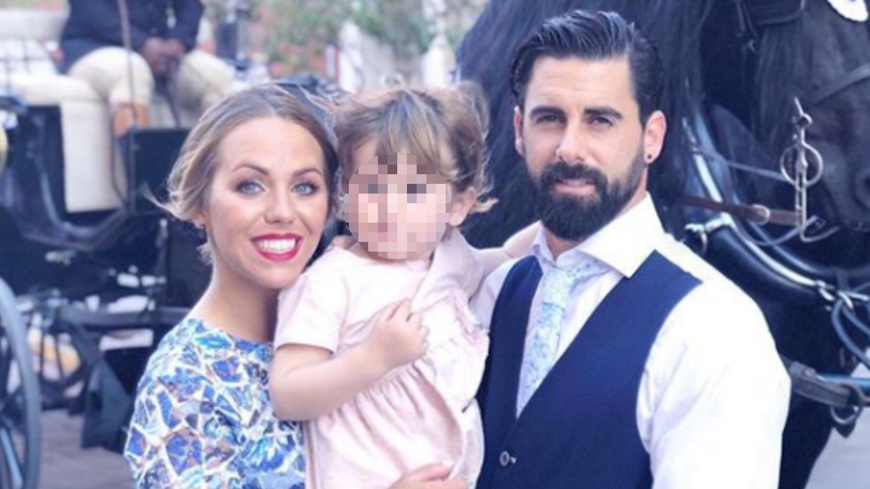 Yoli y Jonathan junto a su hija Valeria.