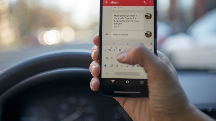 movil coche conducir
