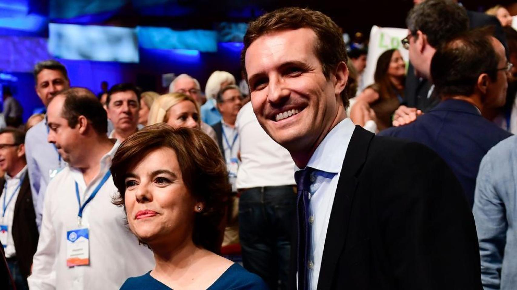 La 1, que ni ofreció la victoria de Sánchez, emite de forma íntegra el congreso del PP