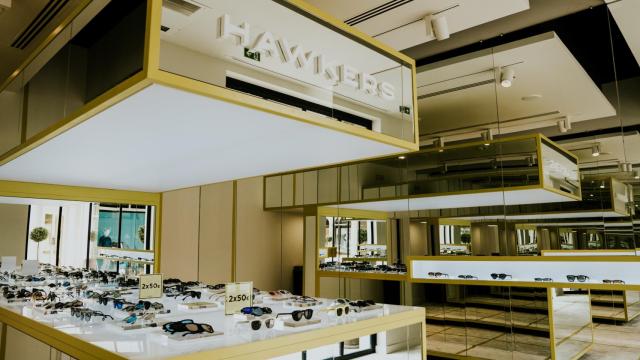 Tienda física Hawkers