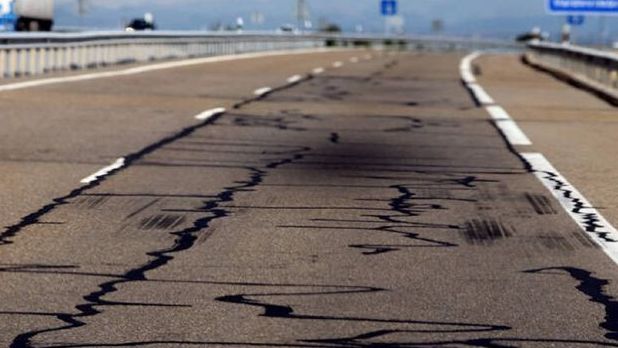 Un tramo de carretera parcheado