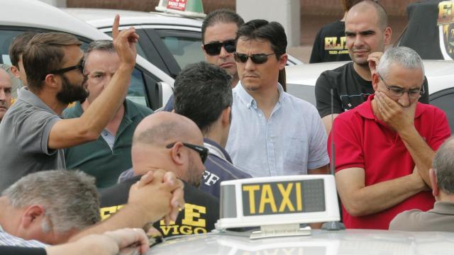 LA XUNTA INSTA A REFORZAR SERVICIO DE AUTOBÚS DURANTE LA HUELGA DE TAXIS