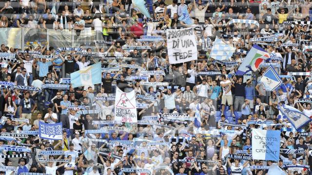 Ultras de la Lazio en la Curva Nord. Foto: sslazio.it