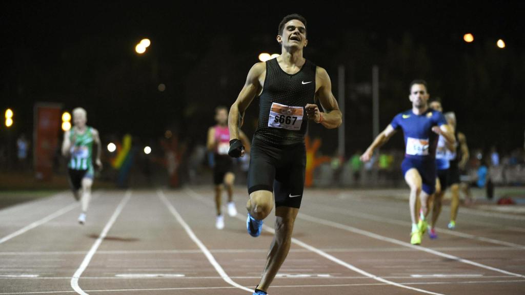 Bruno Hortelano durante una prueba de 200 metros lisos