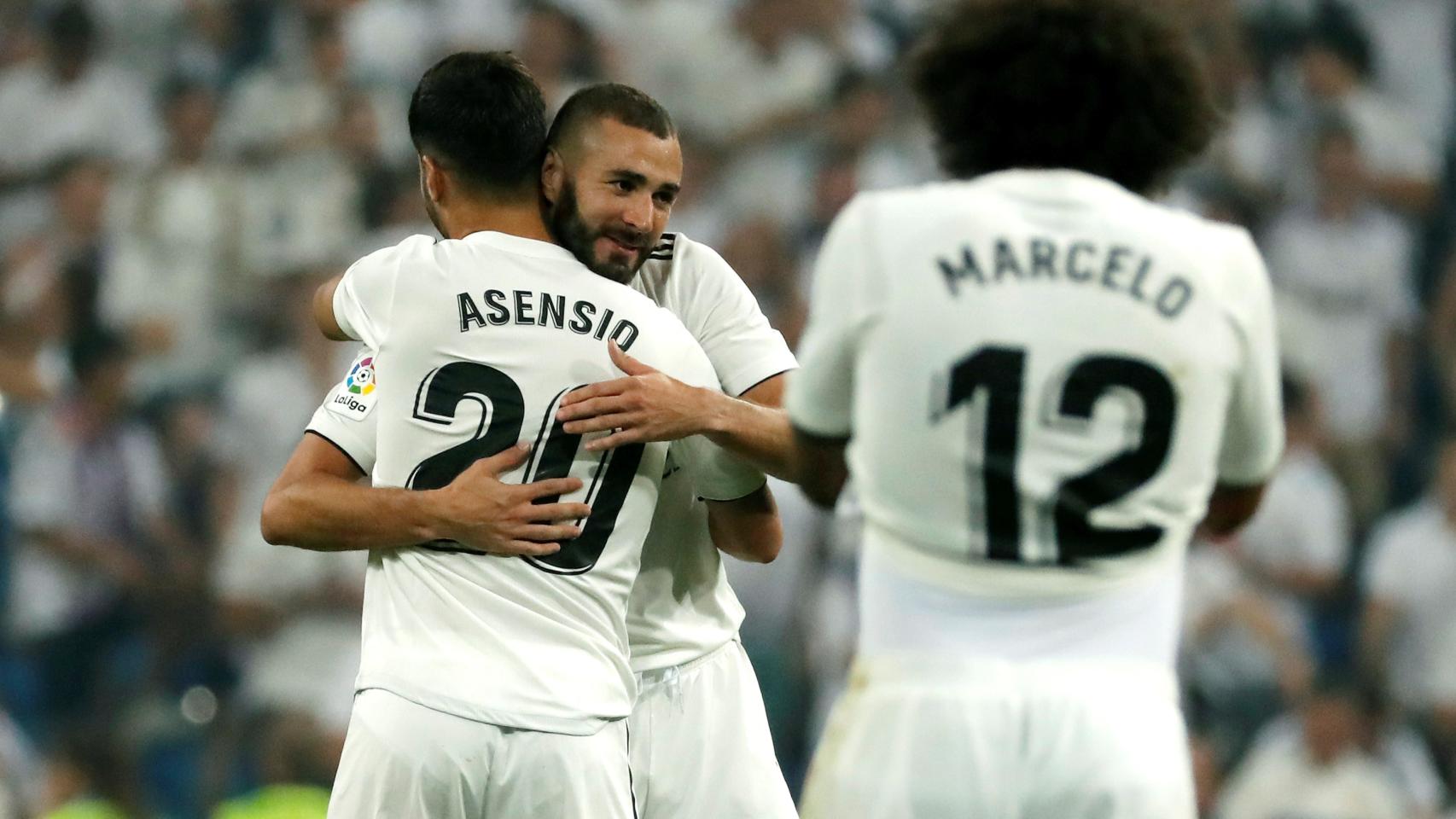 Benzema y Asensio, celebran un gol