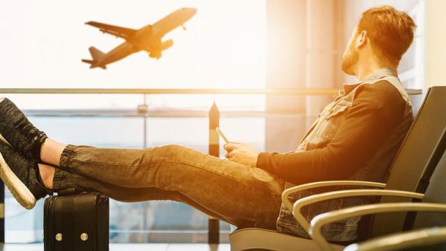 Este asistente virtual te ayuda a buscar el mejor seguro para tu viaje.