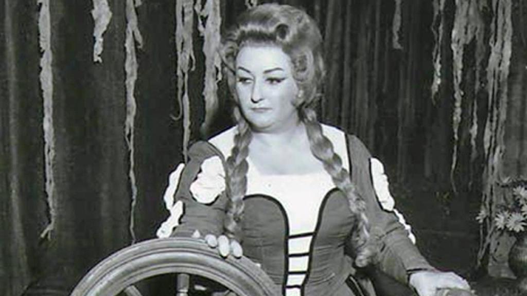 Caballé, caracterizada como Lucrecia Borgia, en su debut en el Carnegie Hall.