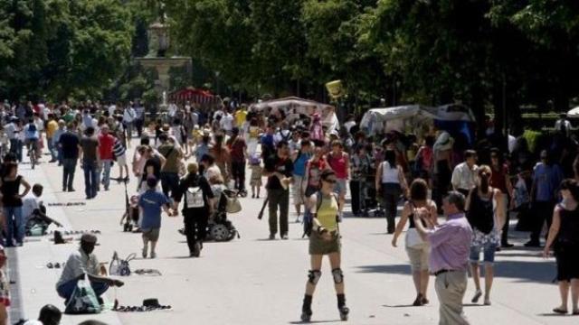 En 2033 habrá 49 millones de habitantes y uno de cada 4 será mayor de 65 años