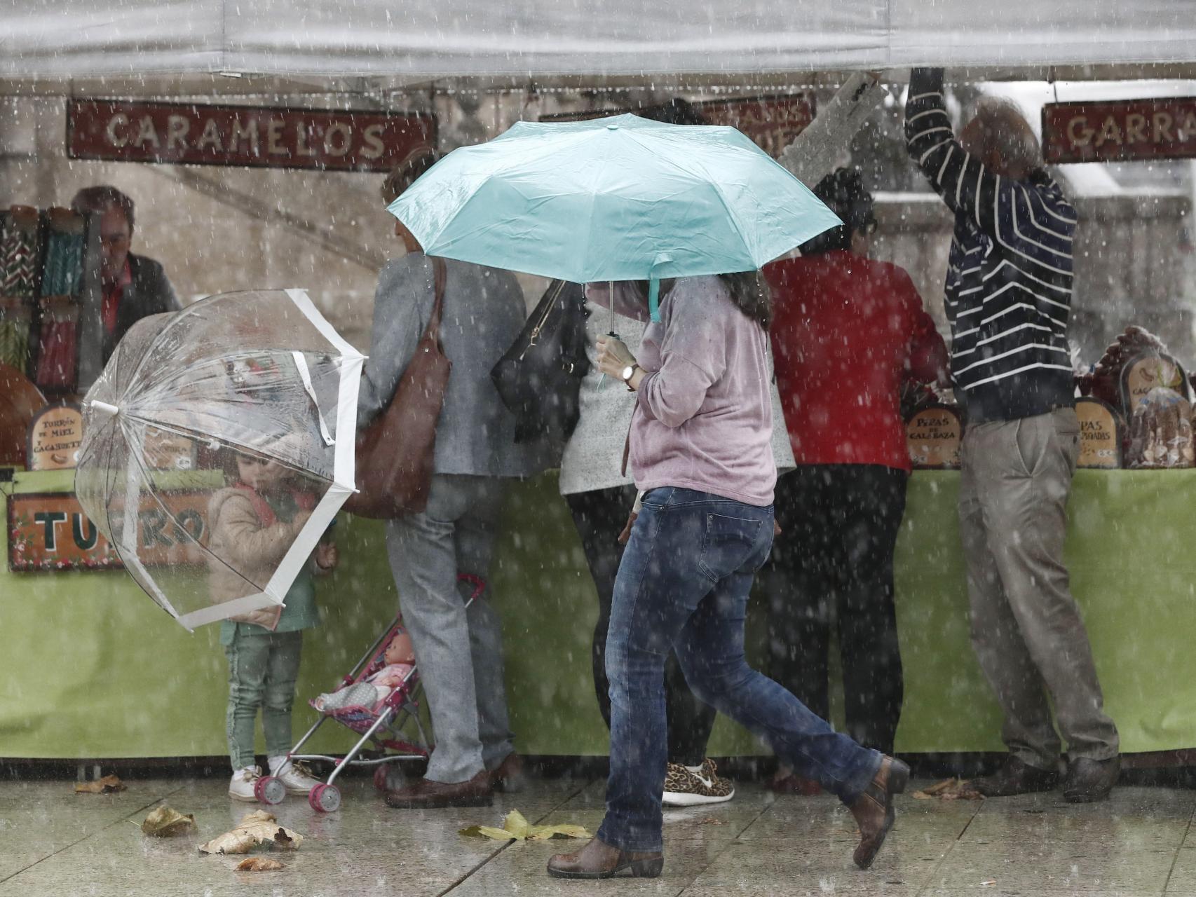Lluvia en Pamplona cuando se ha empezado a sentir a Leslie.