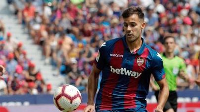 El Levante durante un partido de esta temporada
