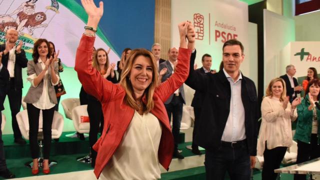 Susana Díaz y Pedro Sánchez en el acto de Sevilla.