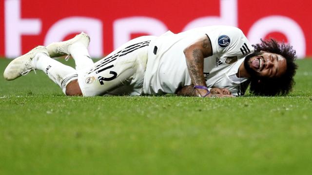 Marcelo, tendido en el suelo tras un golpe