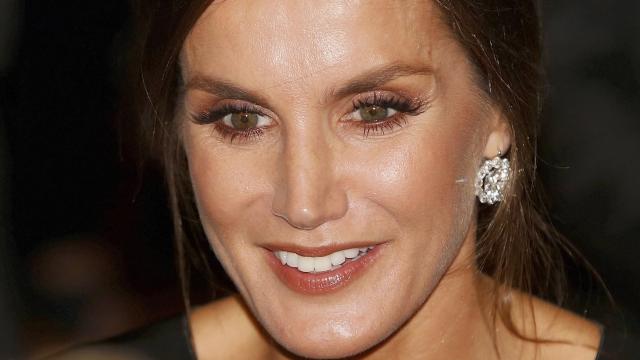 La reina Letizia con extensiones de pestañas.