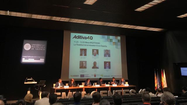 Una de las mesas redondas del Foro Emergentes, celebrado en Valencia.